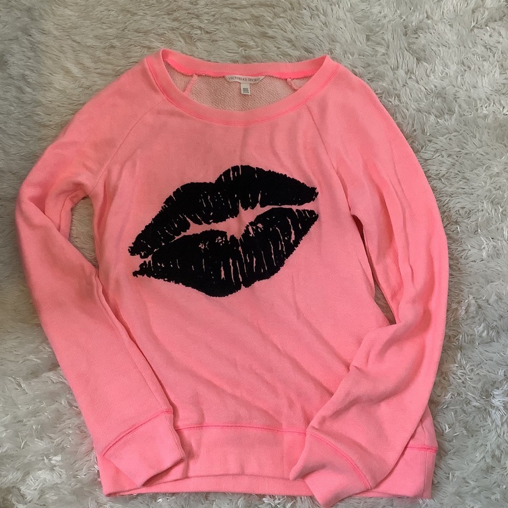 NWT Pink Victoria’s Secret sweat shirt